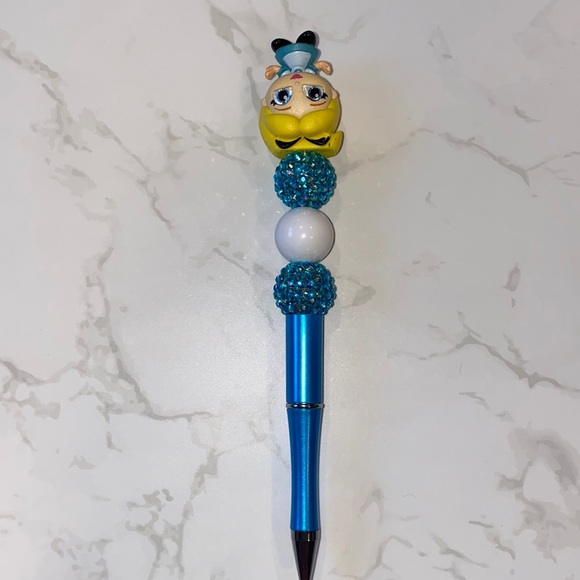 Doorables Alice in Wonderland Blue Beaded Pen Ink refills included - Picture 1 of 2